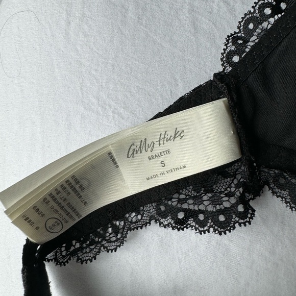 NWOT Gilly hicks halter bralette - Picture 3 of 3